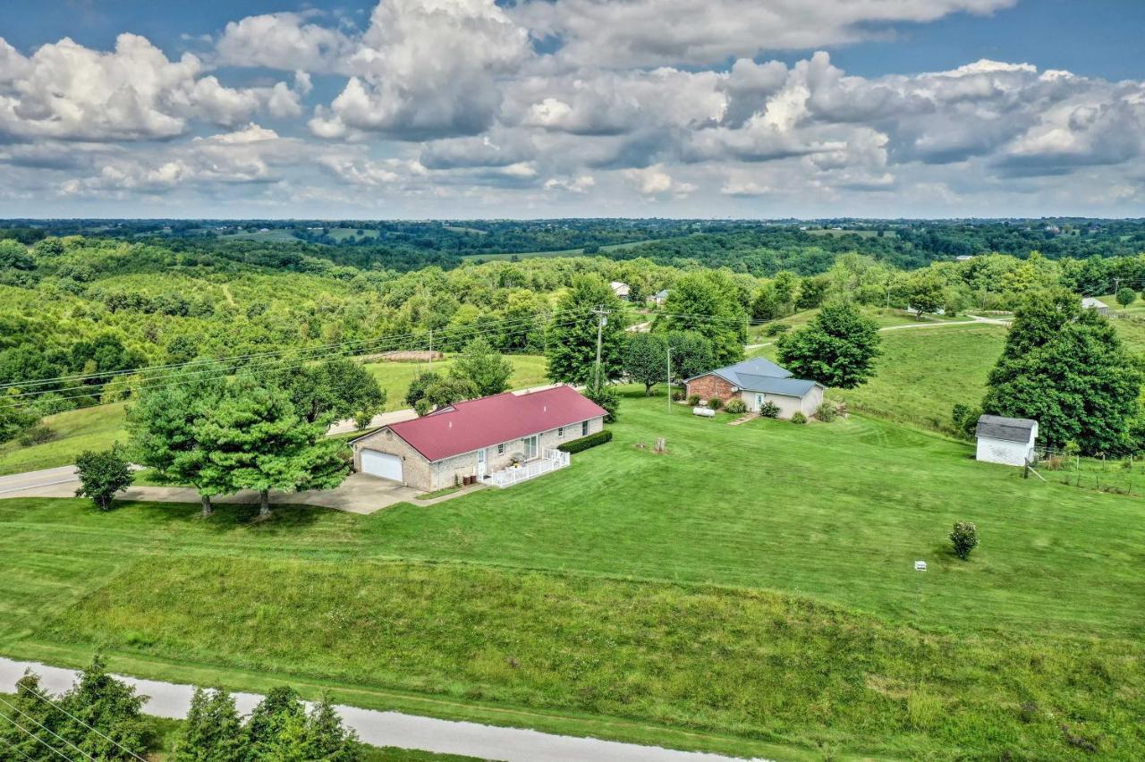 Ferienhaus Charming Retreat With Private Yard Williamstown